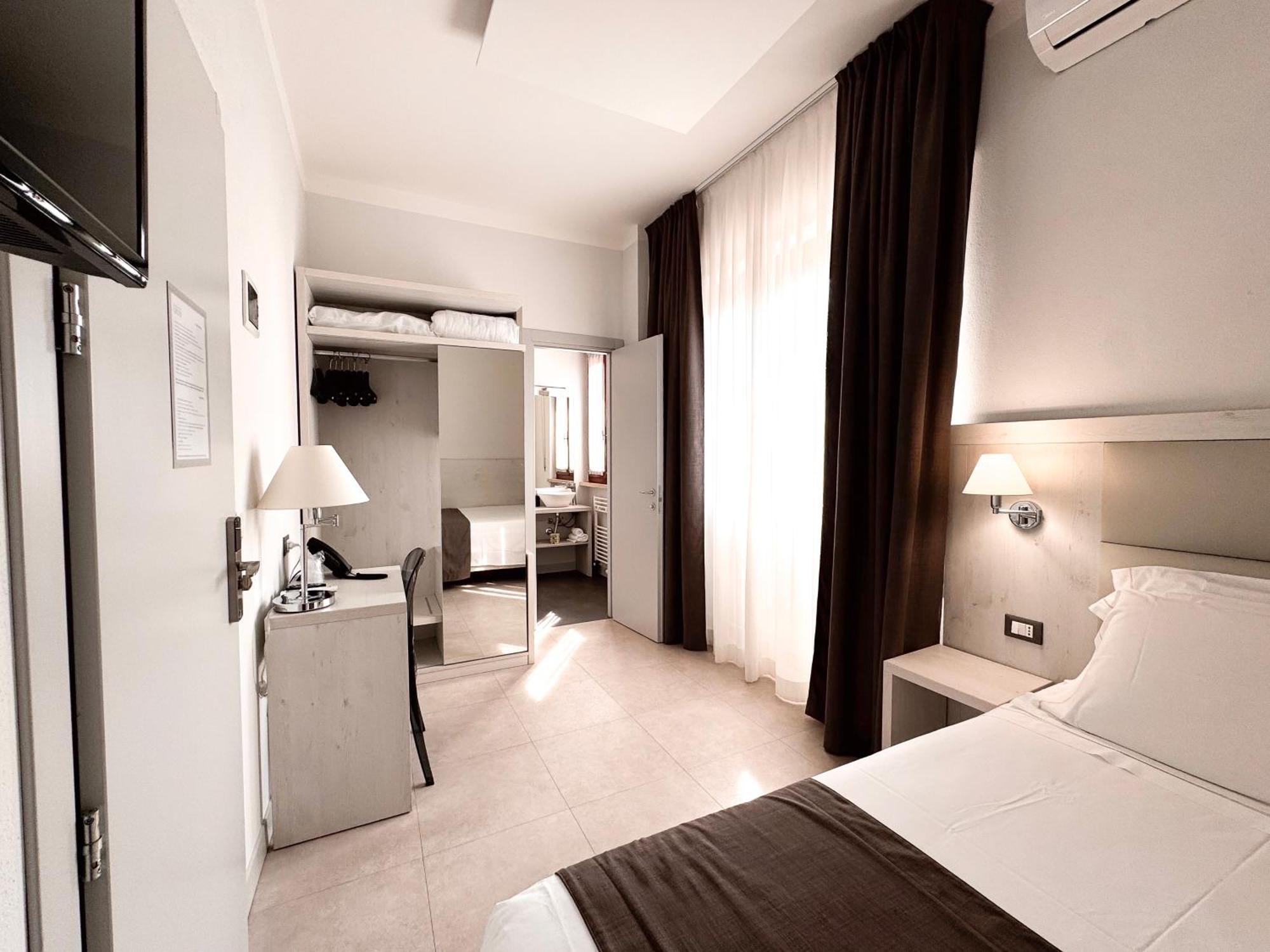 Park Hotel Giusy ลิโด ดิ กามาโยเร ภายนอก รูปภาพ