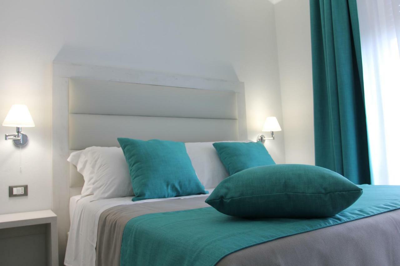 Park Hotel Giusy ลิโด ดิ กามาโยเร ภายนอก รูปภาพ