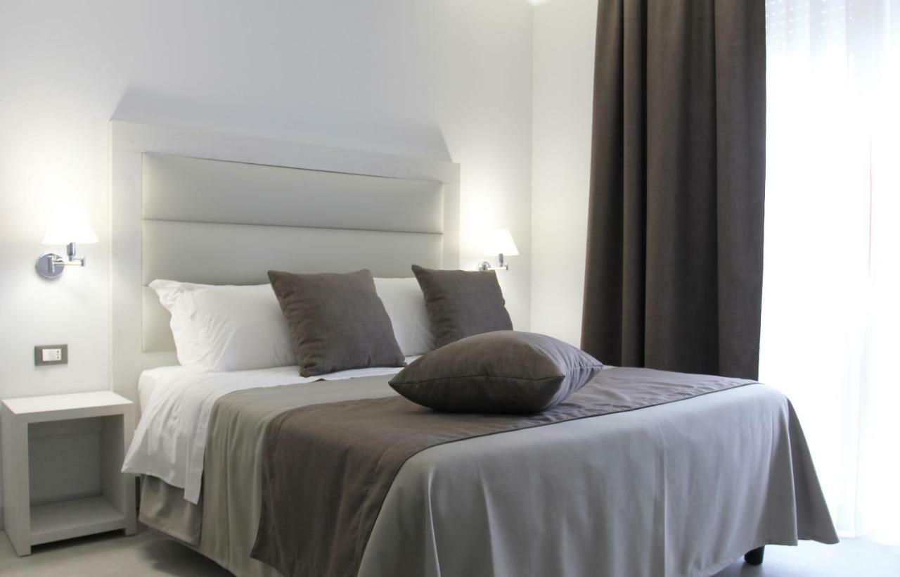 Park Hotel Giusy ลิโด ดิ กามาโยเร ภายนอก รูปภาพ